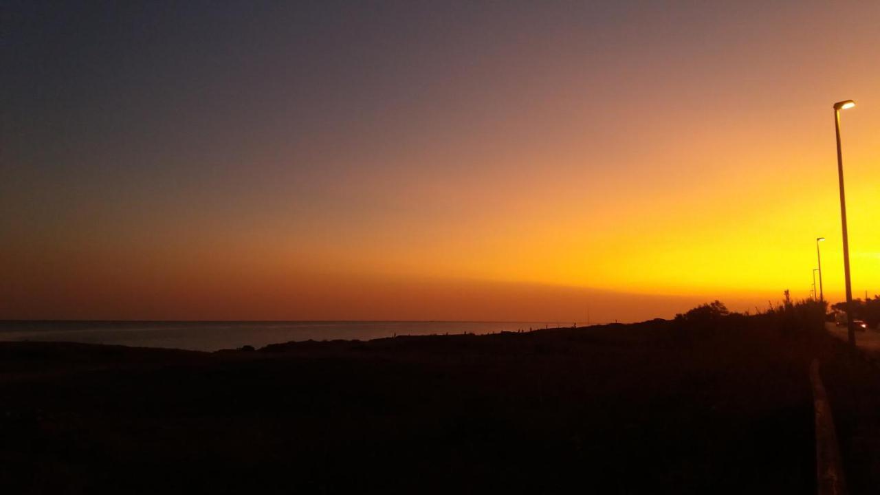 Casa Gialla Mare Del Salento Maruggio Bagian luar foto